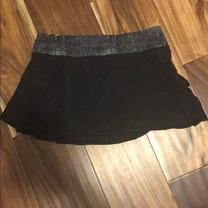 Black lululemon pace setter skirt